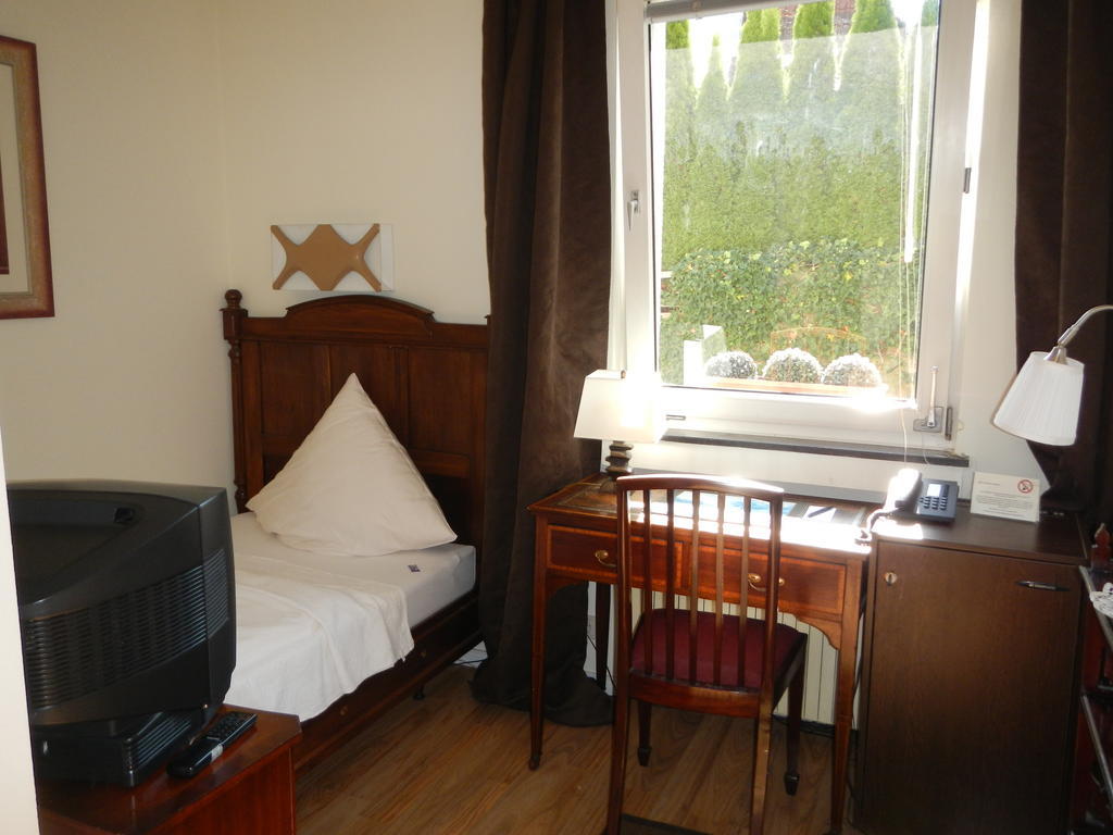 Hotel Villa Meererbusch メーアブッシュ 部屋 写真