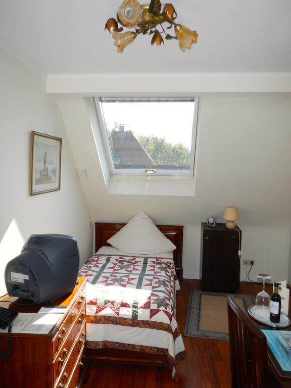 Hotel Villa Meererbusch メーアブッシュ エクステリア 写真