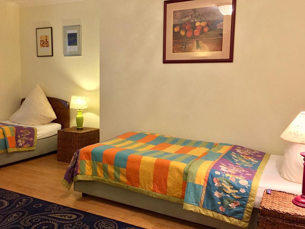 Hotel Villa Meererbusch メーアブッシュ エクステリア 写真
