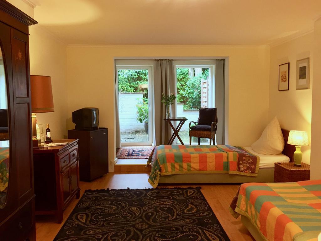 Hotel Villa Meererbusch メーアブッシュ エクステリア 写真