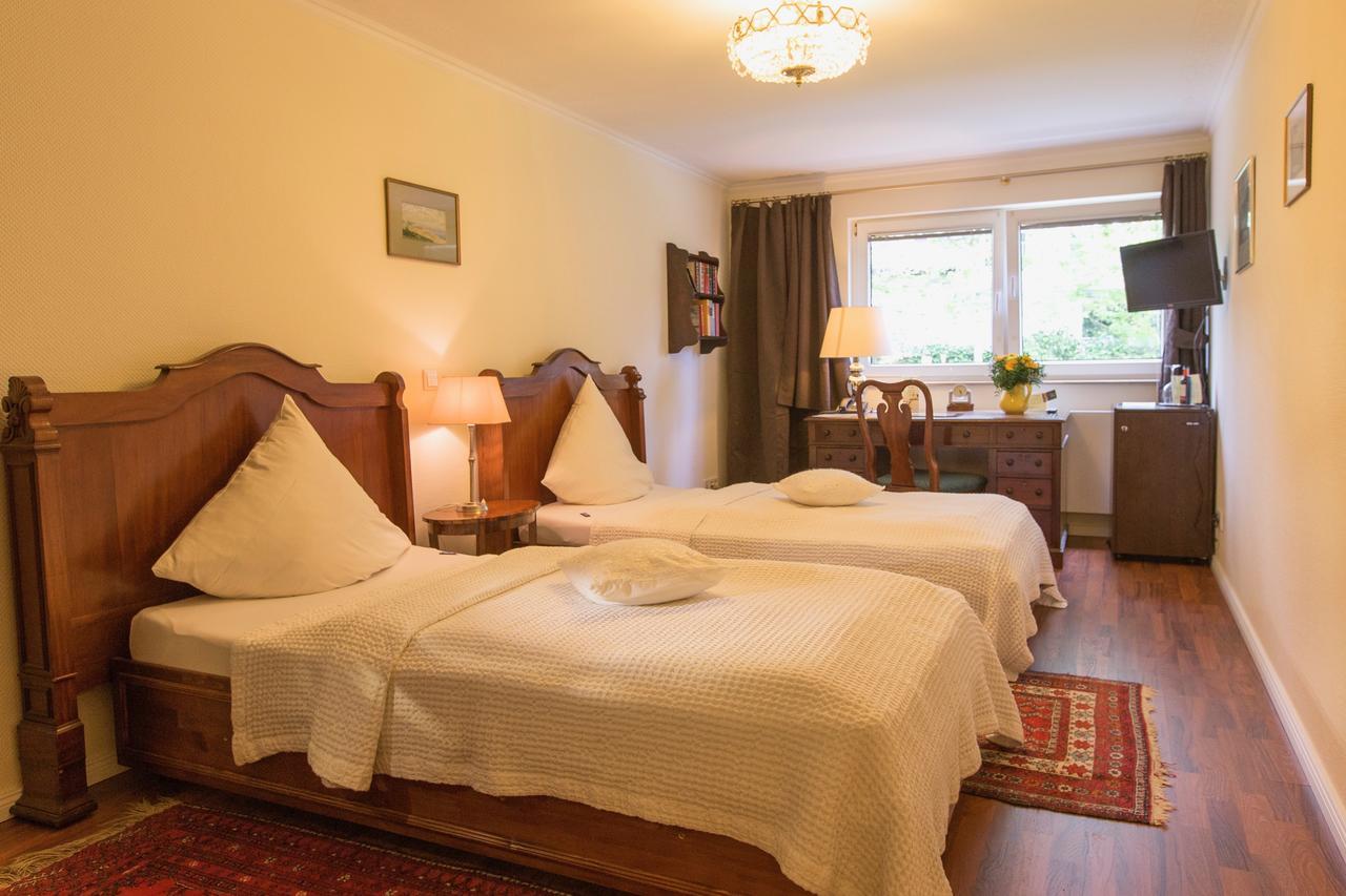 Hotel Villa Meererbusch メーアブッシュ エクステリア 写真